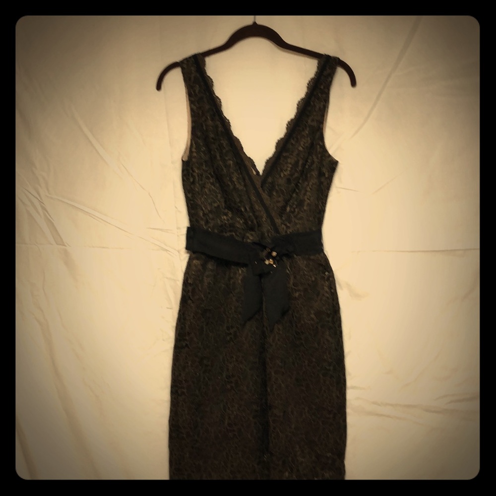 BCBG MAXAZRIA short dark green lace dress size 4